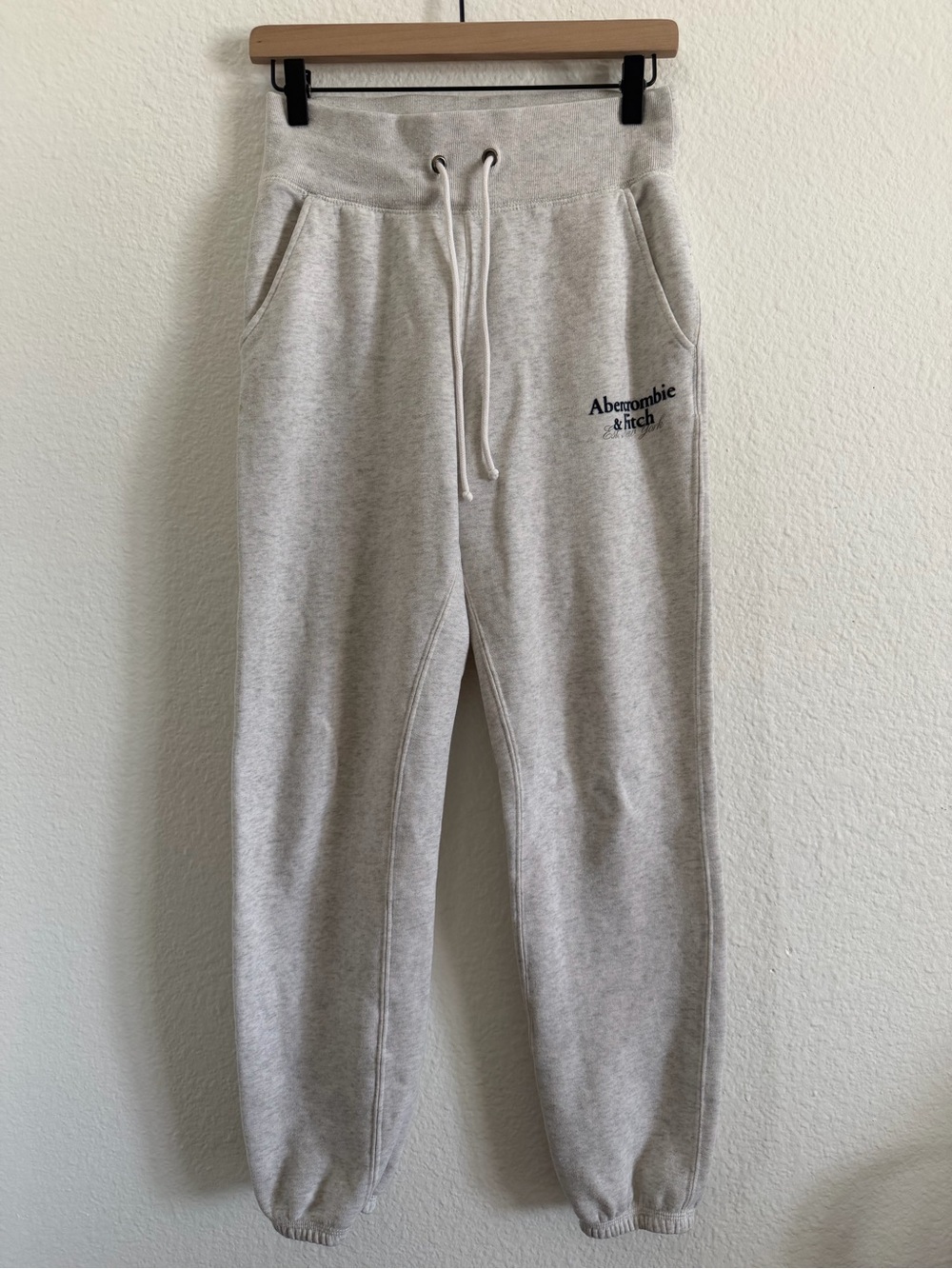 abercrombie & fitch joggers